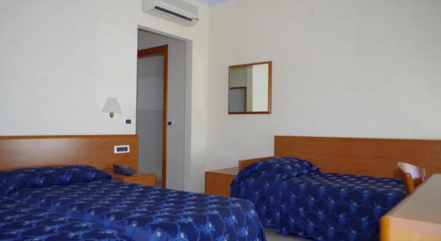 Номер Economy Hotel Kroma
