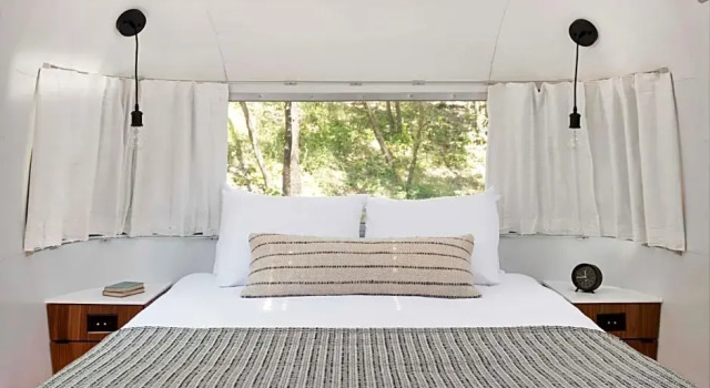 Номер Standard AutoCamp Yosemite
