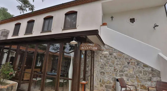 Kriò Gelsomare, Boek Hotel Ispani Campania