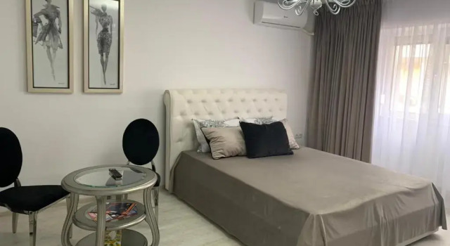 Leon Apartment