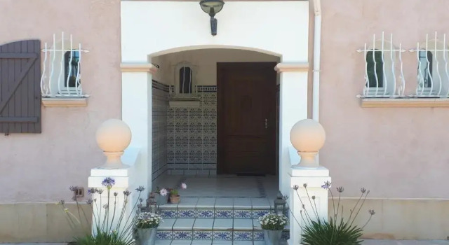 La Villa des Ames Liées, Забронировать Вилла Виллы Овернь-Рона-Альпы, Вилла