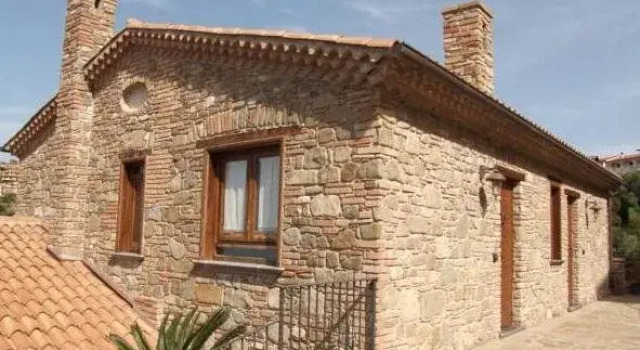 Locanda Le Tre Sorelle, Забронировать Отель Отели в центре Казаль-Велино, в центре