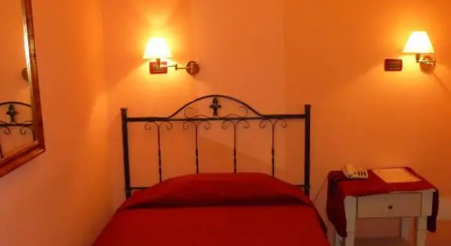Одноместный номер Standard Hotel Principi DAcaja