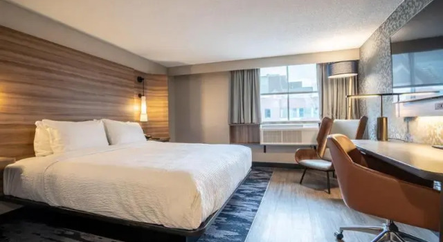 Номер Standard Fairfield Inn by Marriott Montreal Downtown