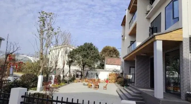 Lakeside courtyard homestay, Prenota Hotel Shiyan Hubei