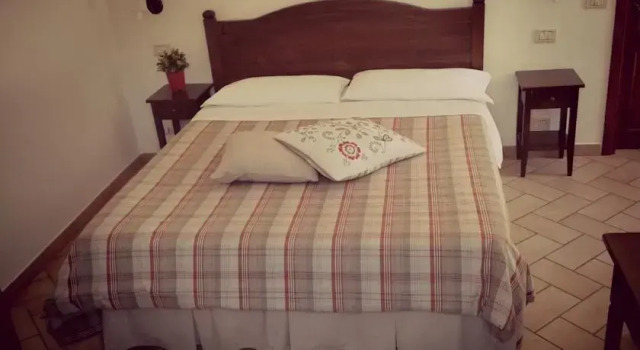 Il Rivo, Varaa Hotelli Gubbio Umbria