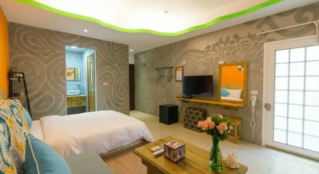 Двухместный номер Deluxe с балконом Kenting central point star Bay Hotel