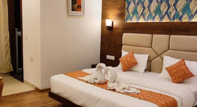 Hotel Spring Wood, Rezervovat Hotel Mussoorie Uttarakhand