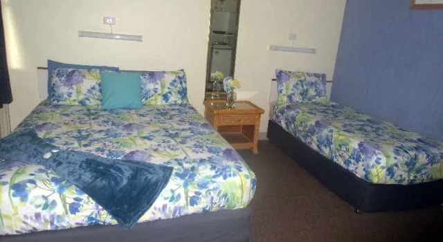 Reef Gardens Motel, Rezerwuj Motel Proserpine 