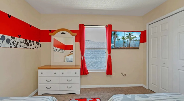 Коттедж Spacious Pool Area and Game Room, Quiet Location Close to Disney #6lb73