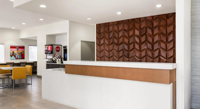 Microtel Inn & Suites by Wyndham El Paso Airport, Rezerwuj Hotel El Paso Teksas