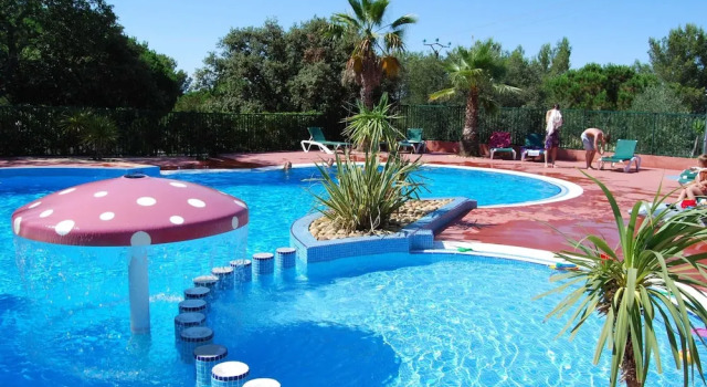 Cottage With AC Near Beach, Agde