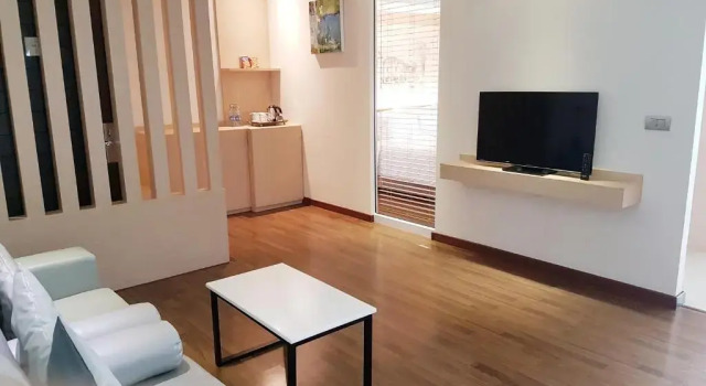 Люкс Premium Parinda Hotel - near Benjakitti Park & Queen Sirikit National Convention Center
