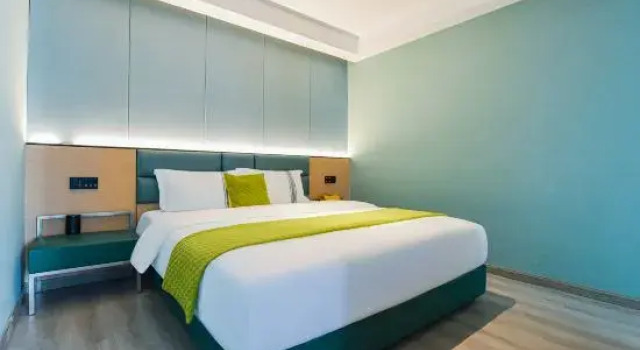 Люкс Luxury Iston Intelligent Hotel (Fuling Zesheng Plaza)