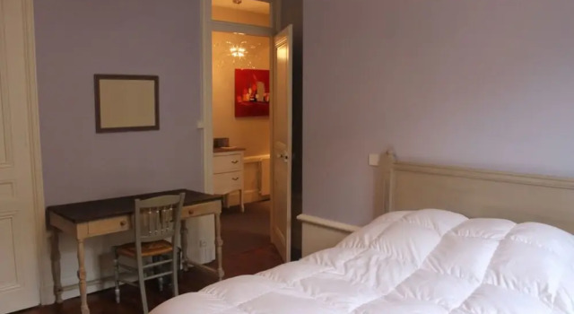 Appartement de Charme Centre Lyon, Забронировать Апартаменты/квартира Лион Rhône, рядом с Станция метро Saxe-Gambetta