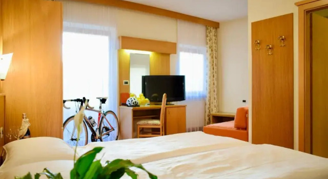 Трёхместный номер Standard с балконом Hotel Waldheim