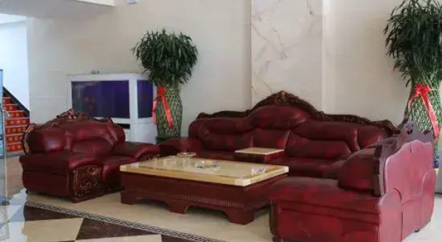 Q+ Shandan Renhe Hotel