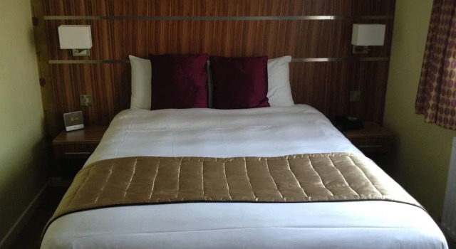 Номер Standard Tower House Hotel