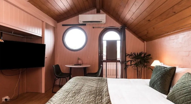 Двухместный номер Standard с балконом Aquarius Backpackers Resort