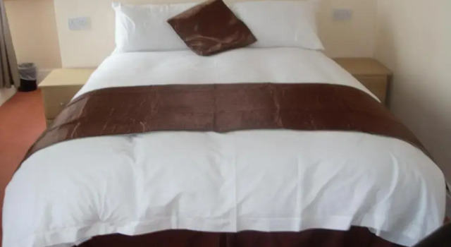 Merlewood Hotel, Забронировать Отель Сондерсфут 