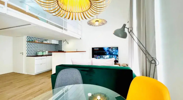 Апартаменты Duplex climatisé-Hauteur sous plafond 1,9m-Parking privé gratuit-Netflix-Arrivée autonome !! Duplex-Ceiling height 1,9m-Free private parking-Netflix-Self check in