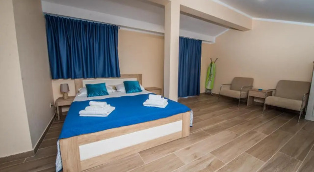 Apartment Vrutak, Book Lejlighed Hoteller i Kotor Riviera med parkering, Parkering