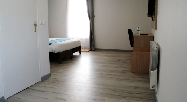 Hôtel Saglam, Varaa Hotelli Hotellit Val d'Oise pysäköinnillä, Pysäköinti