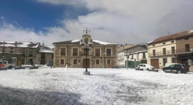 Casa Sierra Norte Madrid, Varaa Huoneisto Hotellit Madridin maakunta pysäköinnillä, Pysäköinti