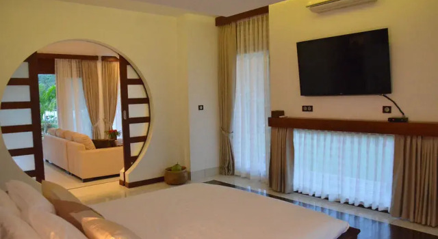Cominsia Lodge, Reservar Hotel Kep Kep Province