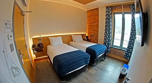 Номер Deluxe Savoy Hotel