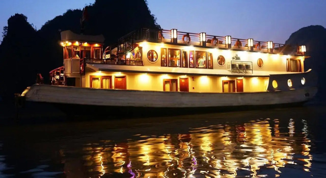 Oriental Sails, Забронировать Отель Отели Халонг с парковкой, Парковка