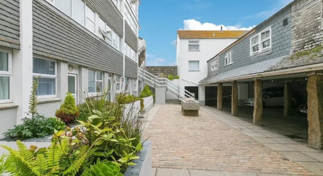 Louies Loft, Book Vacation Home St Ives Cornwall