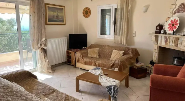 Beautiful & Cosy 5-bedroom Villa - Peloponnese