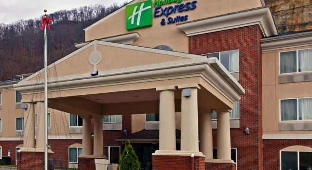 Holiday Inn Express & Suites Logan, 预订 酒店 Logan 西弗吉尼亚州