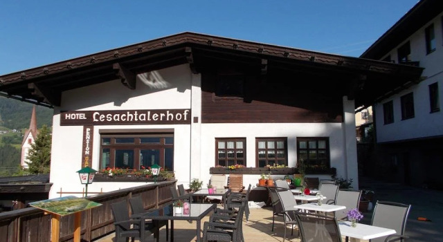 Lesachtalerhof, Забронировать Отель Отели Лезахталь с парковкой, Парковка