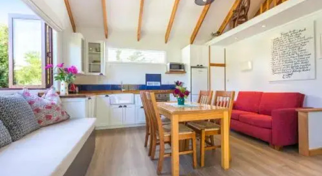 Tasman Village Cottage