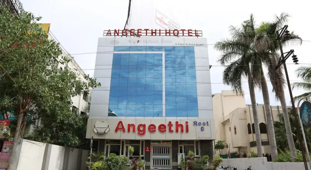 OYO 8997 Angeethi Hotel