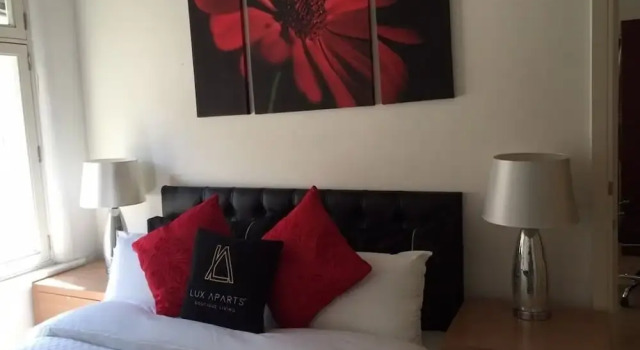Lux Aparts Huddersfield Central, Varaa Huoneisto Asunnot kohteessa Merseyside, Huoneisto