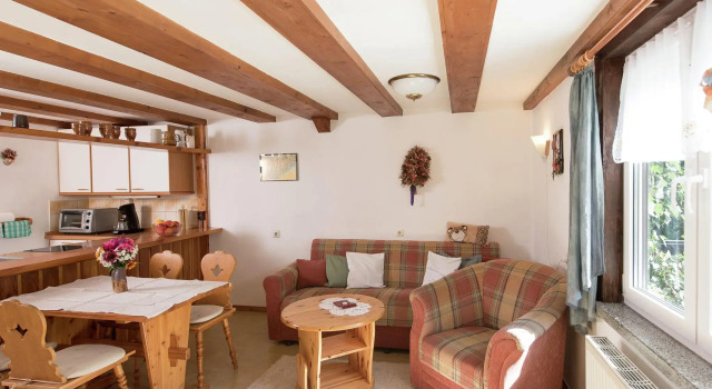 Homey Chalet in Breitenbrunn-Rittersgrun with Terrace