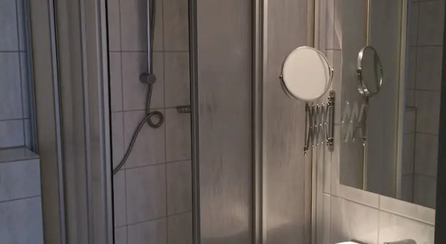 Одноместный номер Business Central Hotel