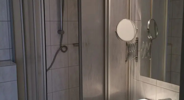 Номер Business Central Hotel