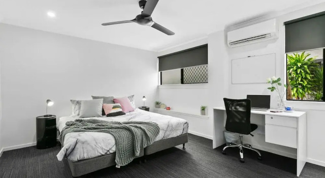 Четырёхместный номер Superior Redhill Cairns Living - Martyn St