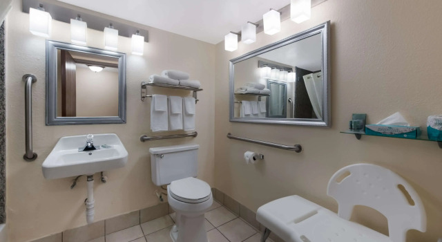 Двухместный номер Standard Best Western Hampton Coliseum Inn