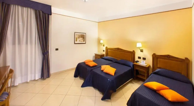 Четырёхместный номер Ulisse Deluxe Hostel