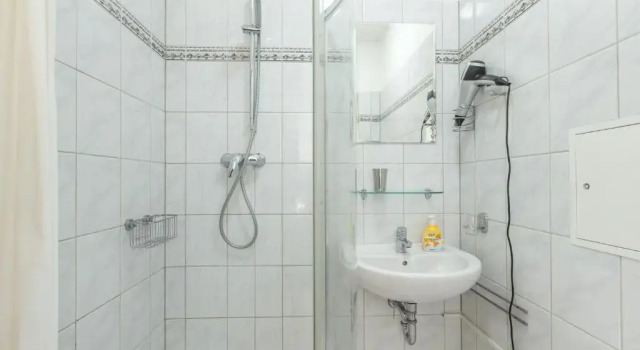 Апартаменты Schönes 2-Zimmer-Apartment in Kollwitzplatz-Nähe