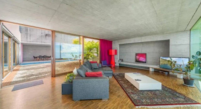 Luxury & Modern 4BD Villa with Panoramic Lake View by GuestLee, Buchen Sie Villa Lutry 