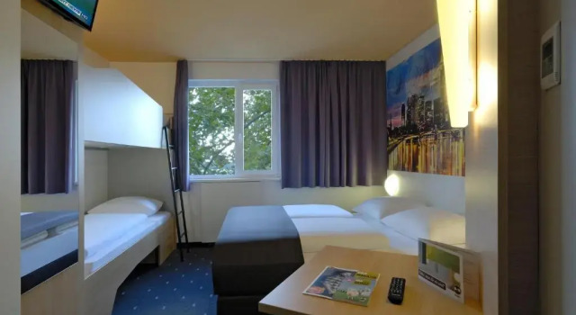 Номер Family B&B HOTEL Frankfurt City-Ost