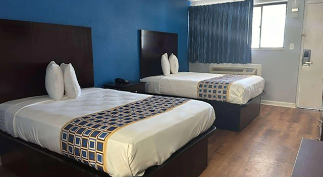 America's Inn and Suites Portsmouth, Rezerwuj Hotel Hotele w Norfolk z parkingiem, w pobliżu Waterside, Parking
