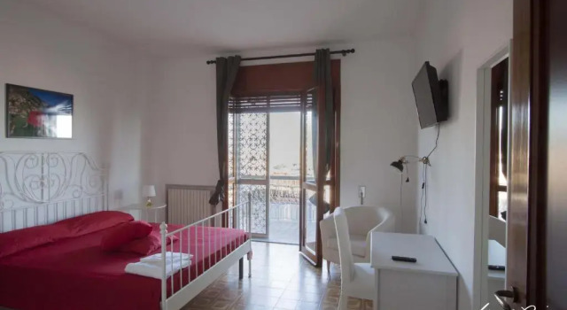 Le Ginestre Bed  Breakfast