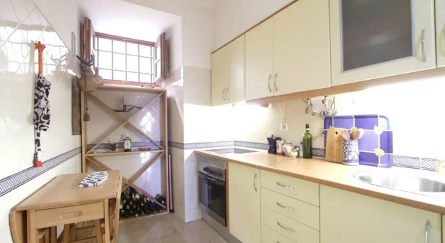 Апартаменты River View Very Central & Spacious 1 Bedroom